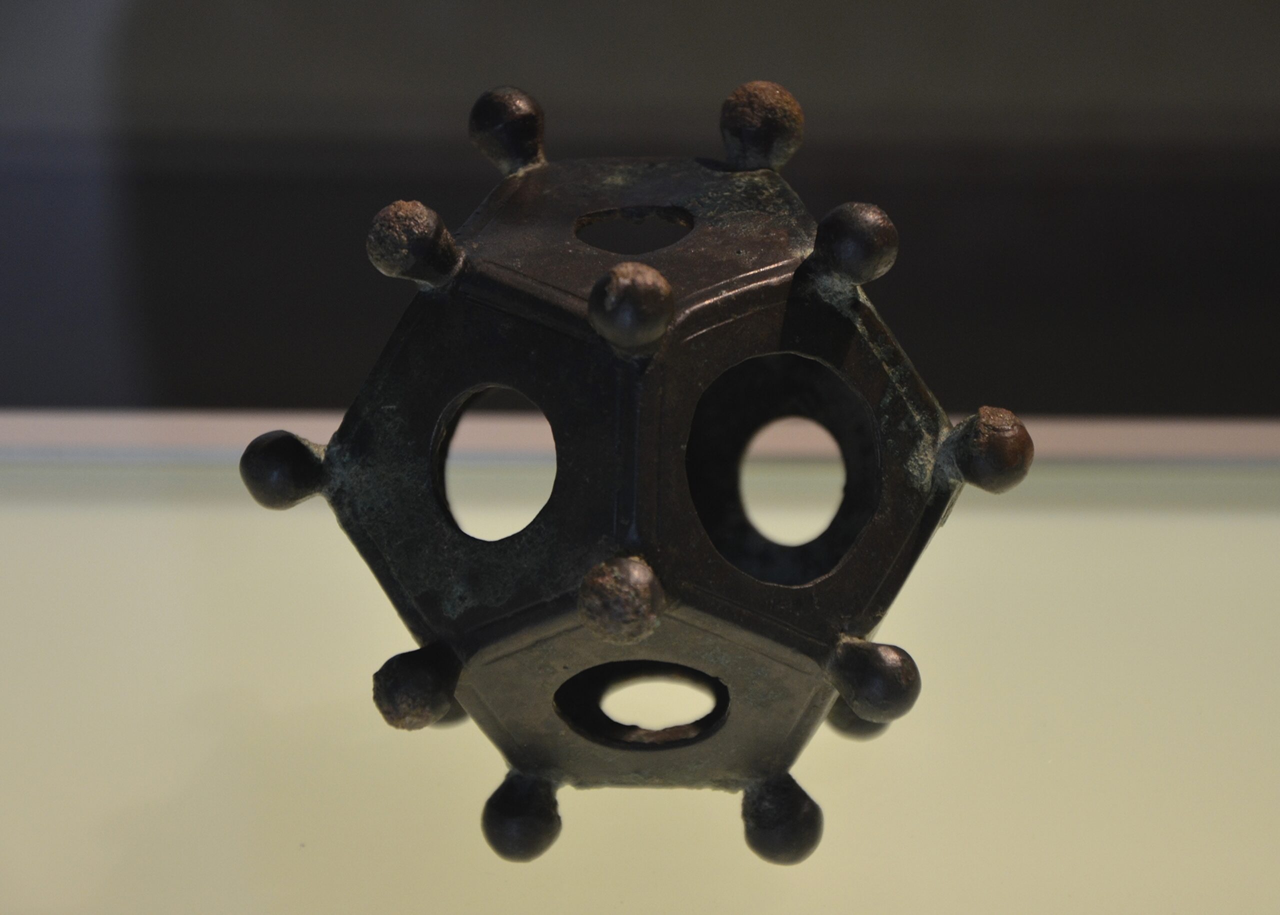 The Roman Dodecahedron: Why Can’t Archaeologists Explain This Roman Object?